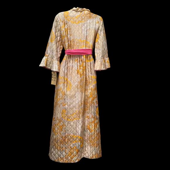 Vintage 1960s Quilted Hostess Gown Pink Sash Lounge Robe Psychedelic Print - Picture 6 of 16